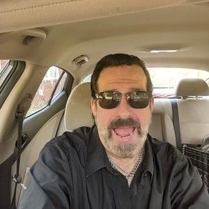 Meet your Posher, Bennett